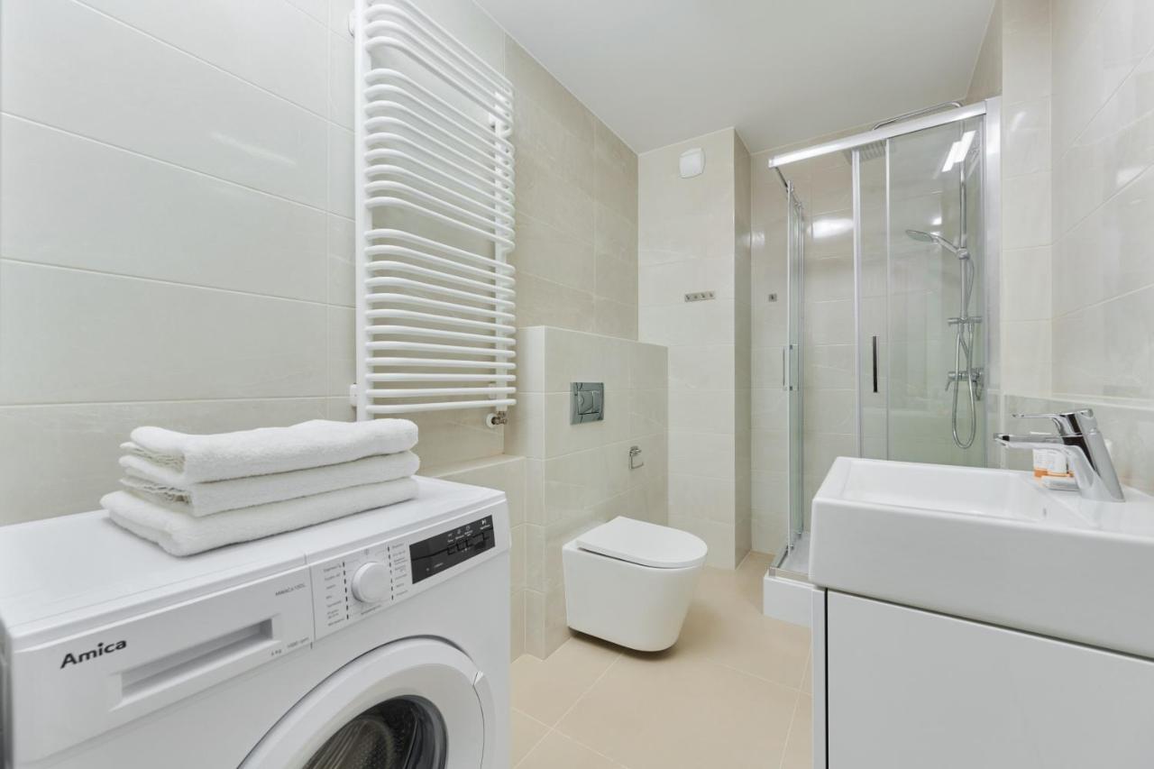 Modern Elegance Apartments Wroclaw With Ac By Noclegi Renters Eksteriør billede